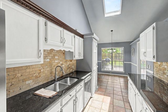 6113 Bradford Hills Dr, Nashville, TN 37211