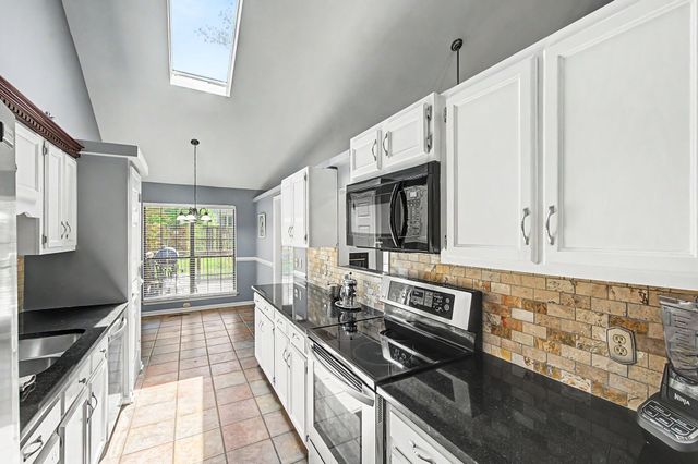 6113 Bradford Hills Dr, Nashville, TN 37211
