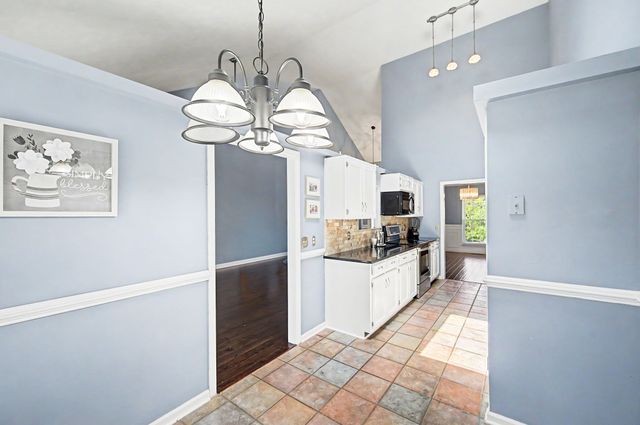 6113 Bradford Hills Dr, Nashville, TN 37211