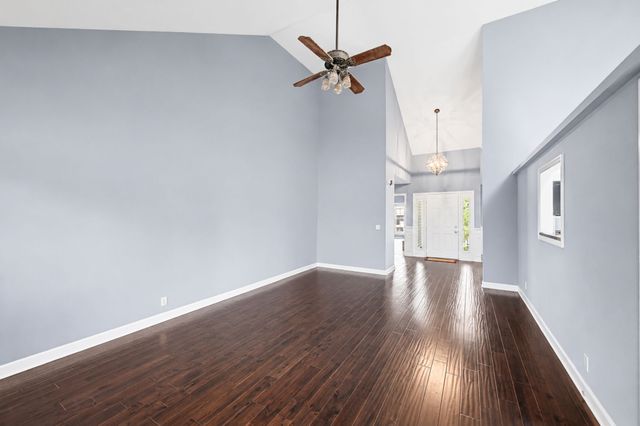 6113 Bradford Hills Dr, Nashville, TN 37211