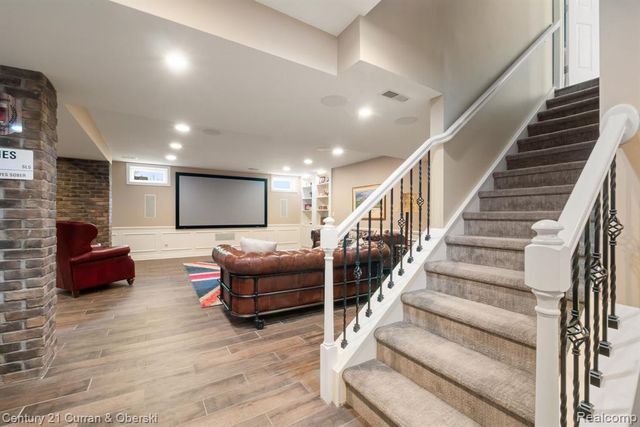 23498 Prescott Lane W, South Lyon, MI 48178