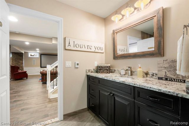 23498 Prescott Lane W, South Lyon, MI 48178