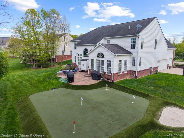 23498 Prescott Lane W, South Lyon, MI 48178