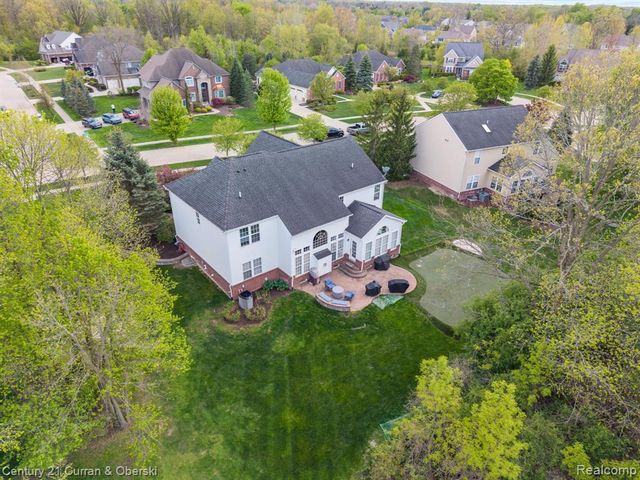 23498 Prescott Lane W, South Lyon, MI 48178
