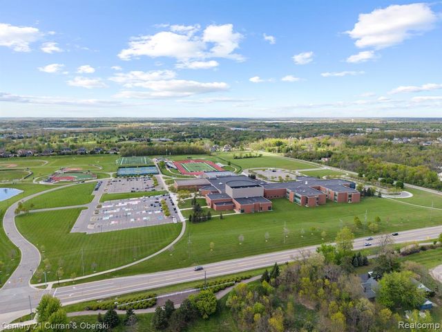 23498 Prescott Lane W, South Lyon, MI 48178
