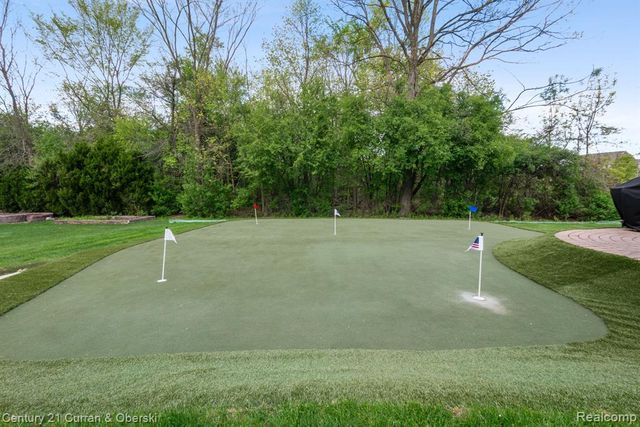 23498 Prescott Lane W, South Lyon, MI 48178