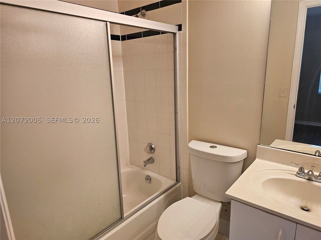 3860 Tree Tops Rd, Cooper City, FL 33026