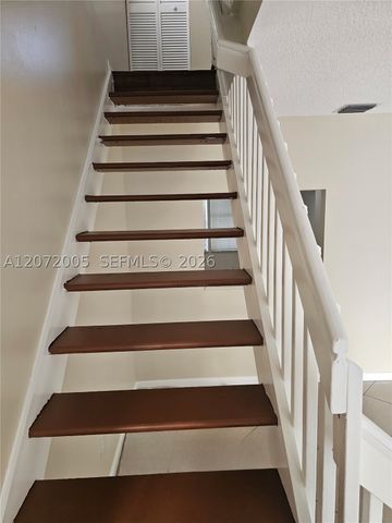 3860 Tree Tops Rd, Cooper City, FL 33026