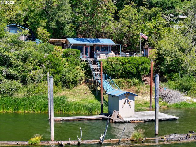 1417 N TENMILE, Lakeside, OR 97449