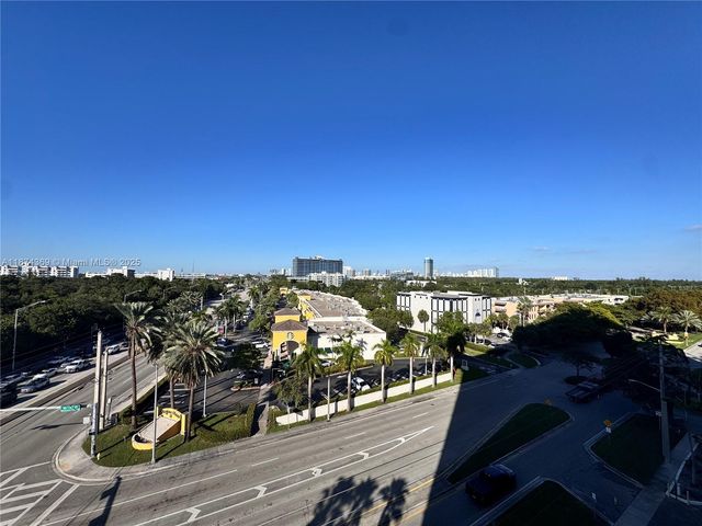 13499 Biscayne Blvd 703, North Miami, FL 33181