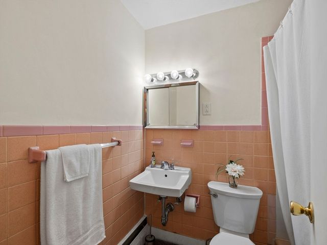 170 Verona St, Lynn, MA 01904