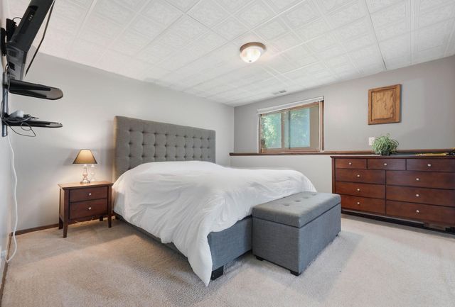 10982 Robinson Drive NW, Coon Rapids, MN 55433