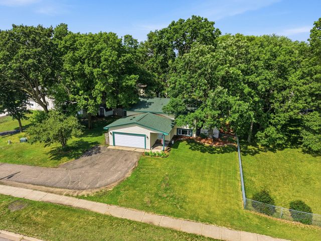 10982 Robinson Drive NW, Coon Rapids, MN 55433