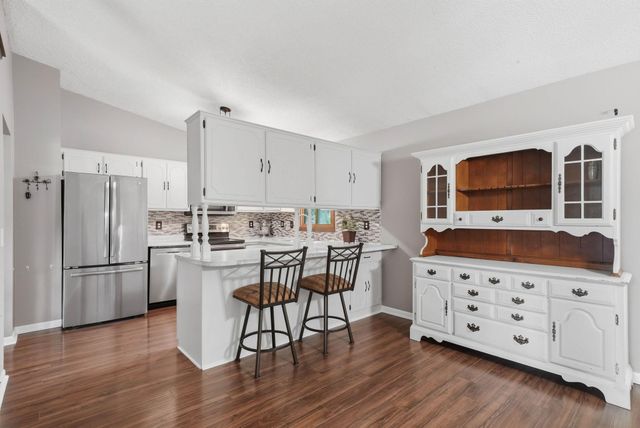 10982 Robinson Drive NW, Coon Rapids, MN 55433