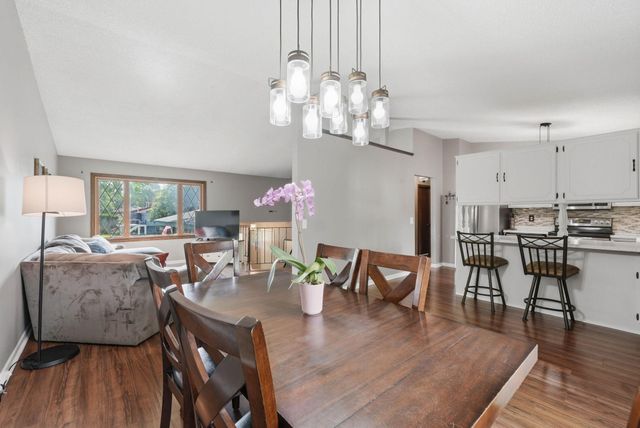 10982 Robinson Drive NW, Coon Rapids, MN 55433