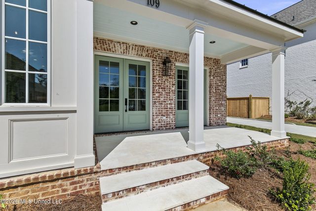 109 Commonwealth Drive, Madison, MS 39110