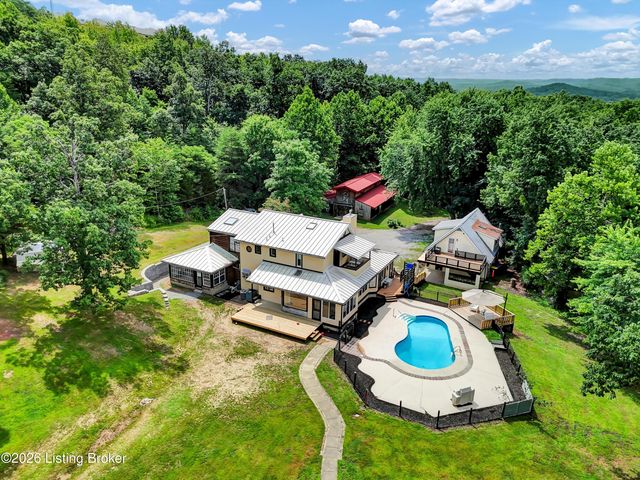 800 Candlelight Ln, Louisville, KY 40214