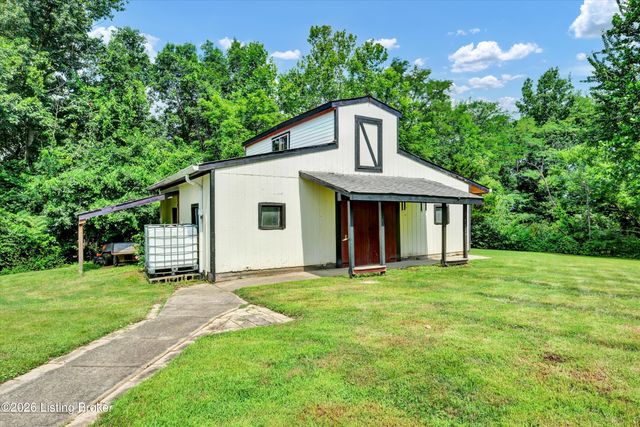 800 Candlelight Ln, Louisville, KY 40214
