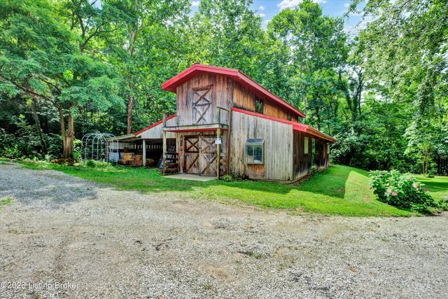 800 Candlelight Ln, Louisville, KY 40214