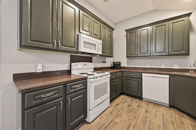 5637 Lotus Street, Houston, TX 77085