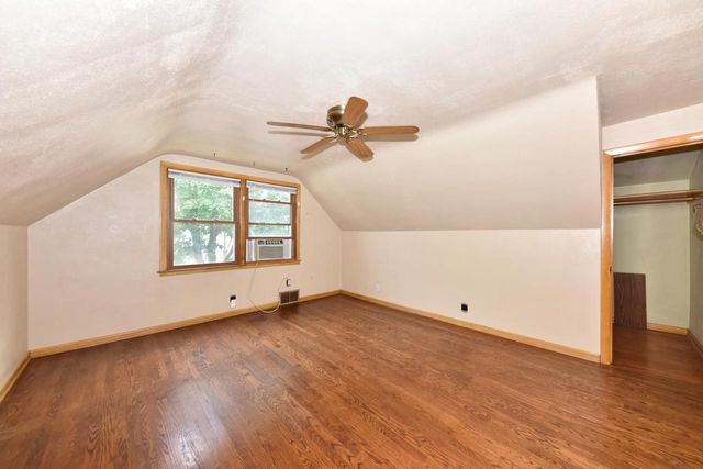 3229 S 56th STREET, Milwaukee, WI 53219