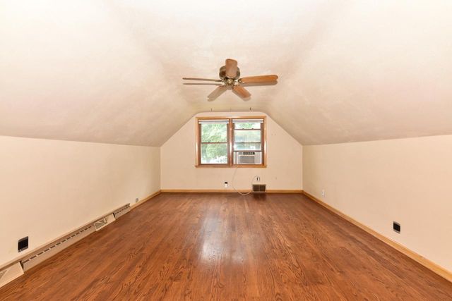 3229 S 56th STREET, Milwaukee, WI 53219