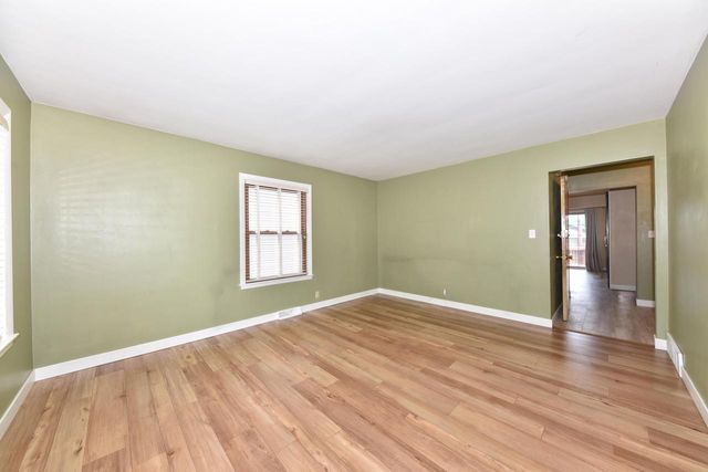 3229 S 56th STREET, Milwaukee, WI 53219