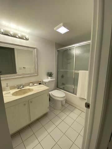 4110 Tivoli Court, Greenacres, FL 33467