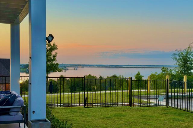 2516 Ballaster Mews, Rowlett, TX 75088
