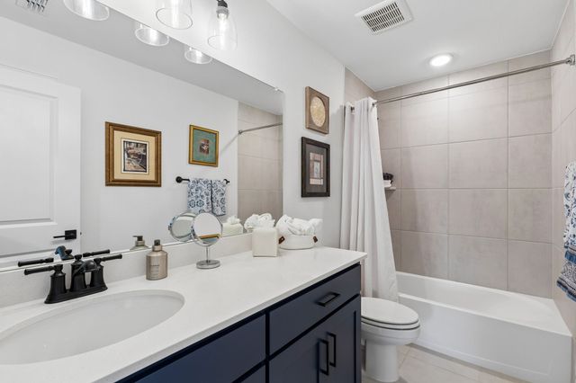 2516 Ballaster Mews, Rowlett, TX 75088
