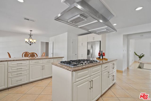 4159 Regal Oak Drive, Encino, CA 91436