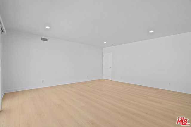 4159 Regal Oak Drive, Encino, CA 91436