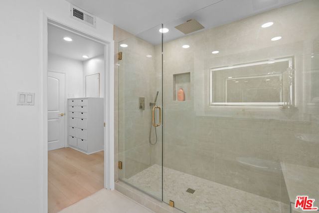 4159 Regal Oak Drive, Encino, CA 91436