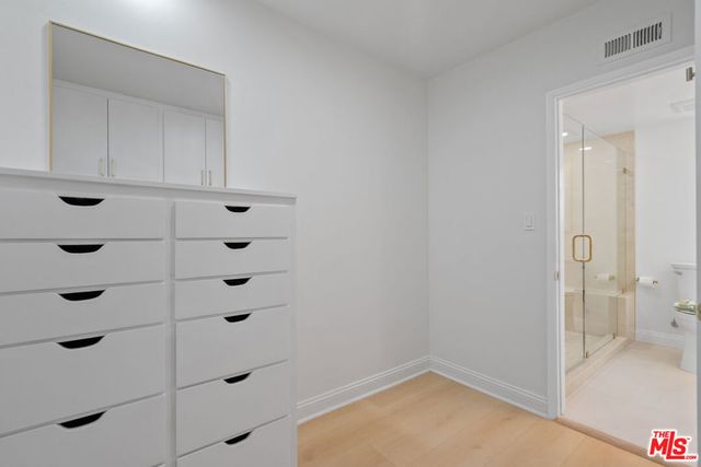 4159 Regal Oak Drive, Encino, CA 91436