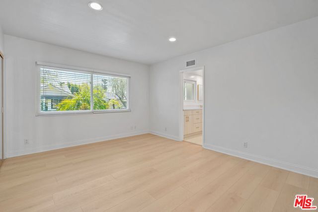 4159 Regal Oak Drive, Encino, CA 91436