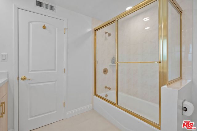 4159 Regal Oak Drive, Encino, CA 91436