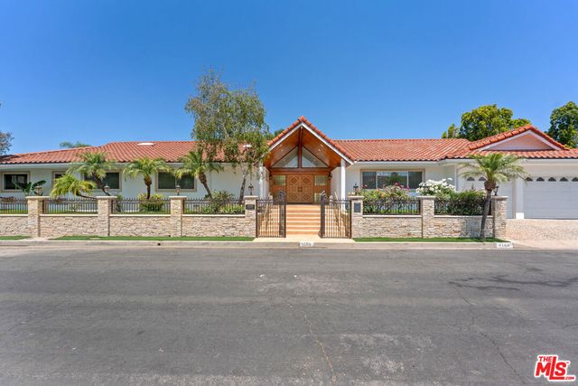 4159 Regal Oak Drive, Encino, CA 91436
