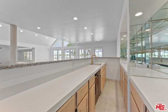 4159 Regal Oak Drive, Encino, CA 91436