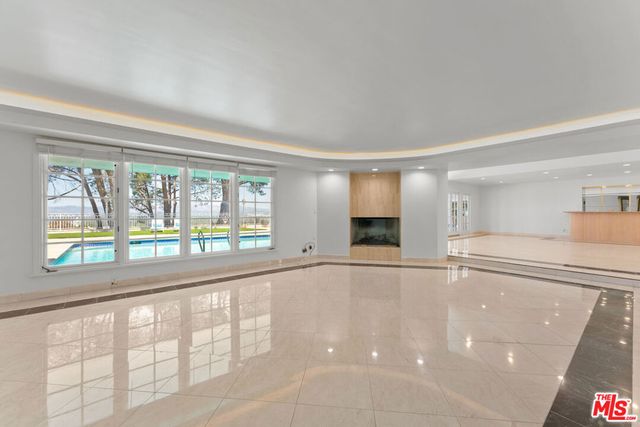 4159 Regal Oak Drive, Encino, CA 91436
