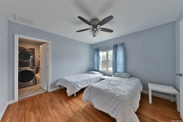 2006 HAYS ST, San Antonio, TX 78202