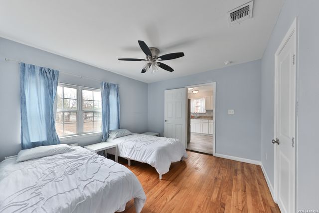 2006 HAYS ST, San Antonio, TX 78202