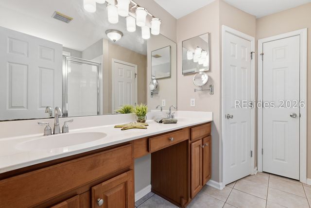 201 Cotton Field Ln E, Bluffton, SC 29910