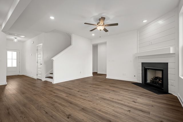 8266 Netterfield Drive, White House, TN 37188