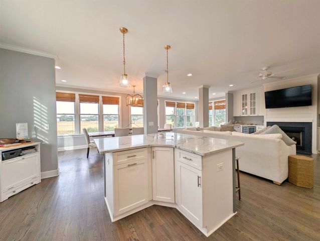 10 Sea Oats Circle, Pawleys Island, SC 29585