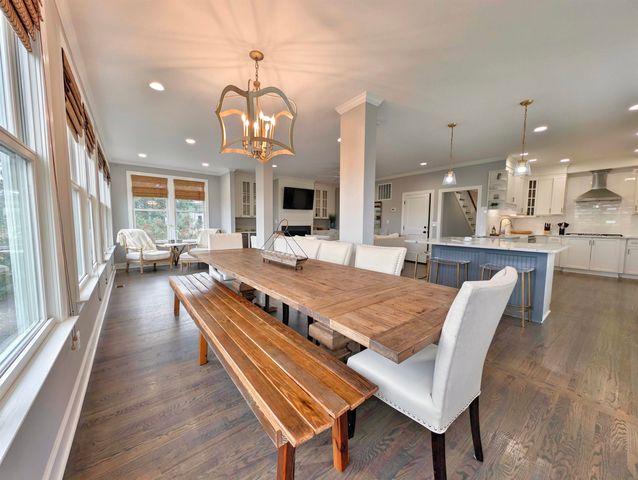 10 Sea Oats Circle, Pawleys Island, SC 29585