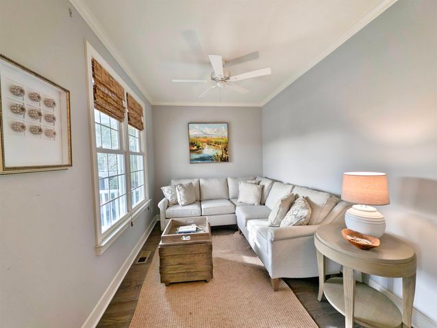 10 Sea Oats Circle, Pawleys Island, SC 29585