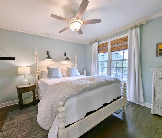 10 Sea Oats Circle, Pawleys Island, SC 29585
