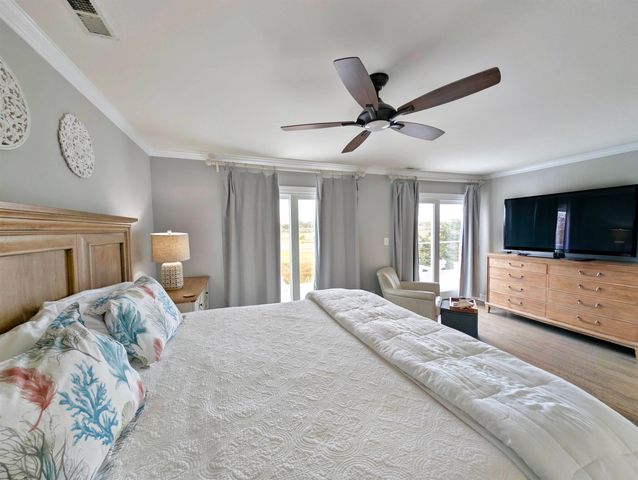 10 Sea Oats Circle, Pawleys Island, SC 29585