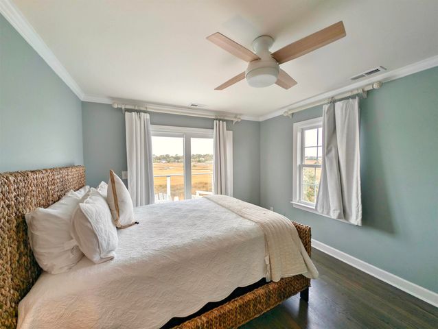 10 Sea Oats Circle, Pawleys Island, SC 29585
