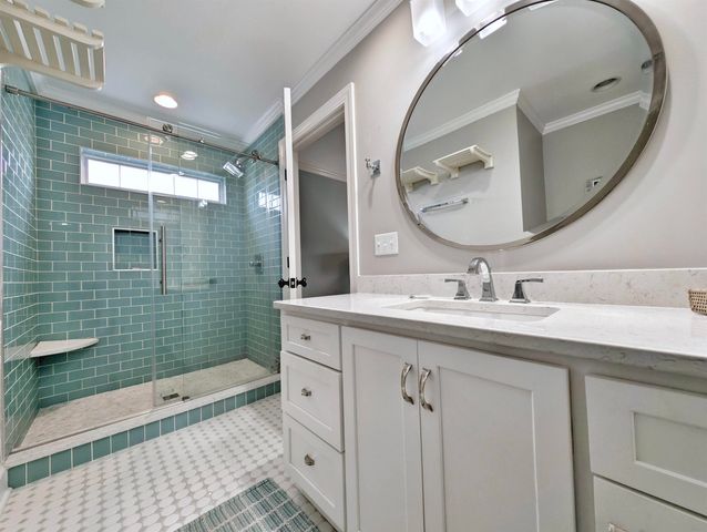 10 Sea Oats Circle, Pawleys Island, SC 29585